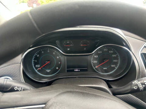2017 Chevrolet Cruze LT Auto