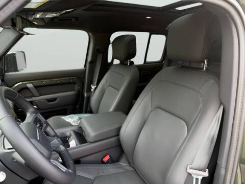 2026 Land Rover Defender 110 P300 S