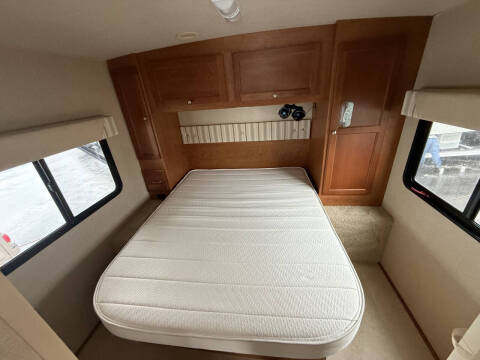 2016 Itasca Sunstar 26HE