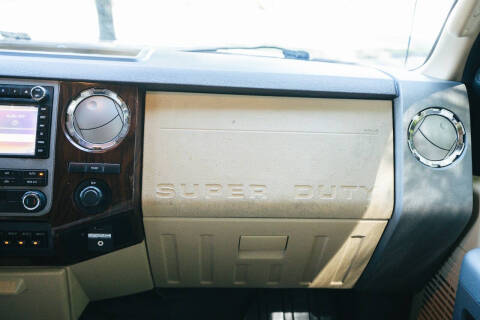 2011 Ford F-350 Super Duty Lariat