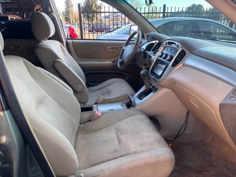 2004 Toyota Highlander