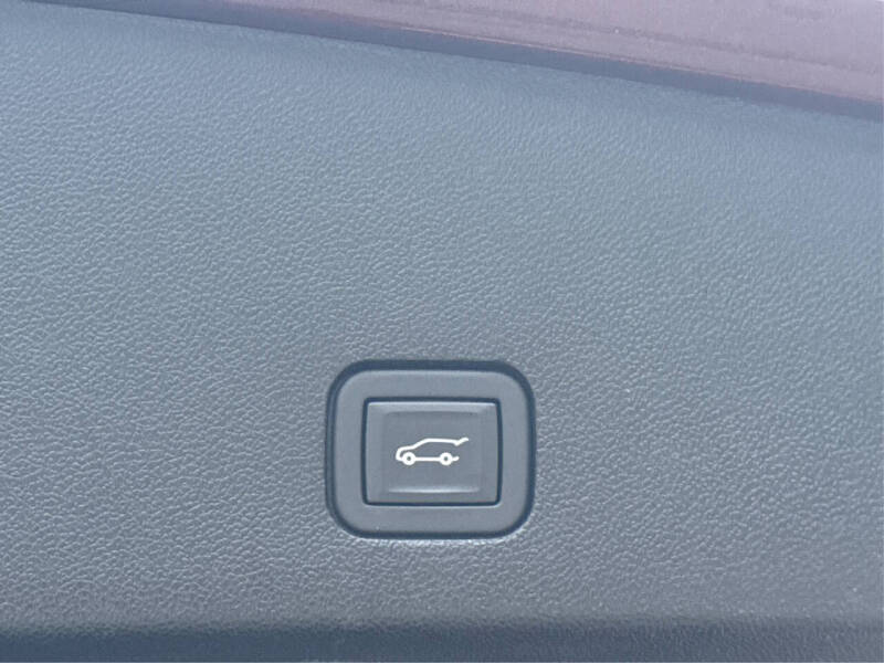 2023 Cadillac XT6 Sport