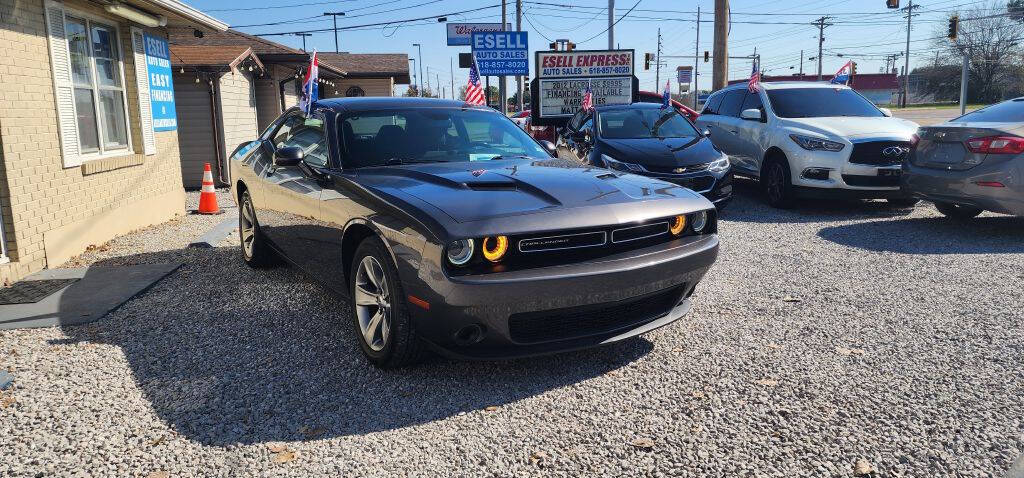 2016 Dodge Challenger for sale at ESELL AUTO SALES in Cahokia, IL