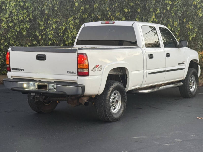 2004 GMC Sierra 2500HD SLT