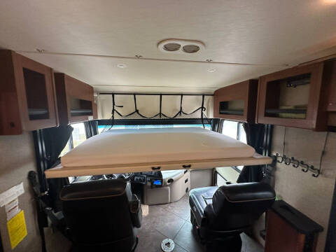 2015 Fleetwood RV Excursion 35B