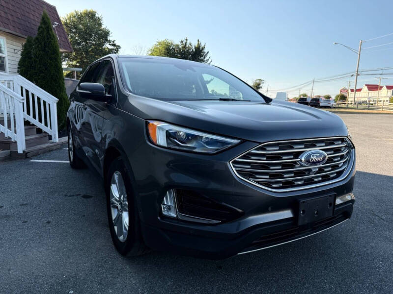 2020 Ford Edge Titanium