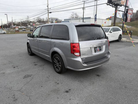 2015 Dodge Grand Caravan SE