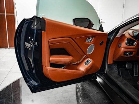 2020 Aston Martin Vantage