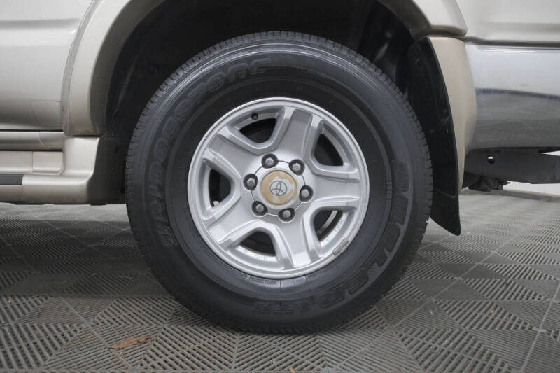 2002 Toyota 4Runner SR5