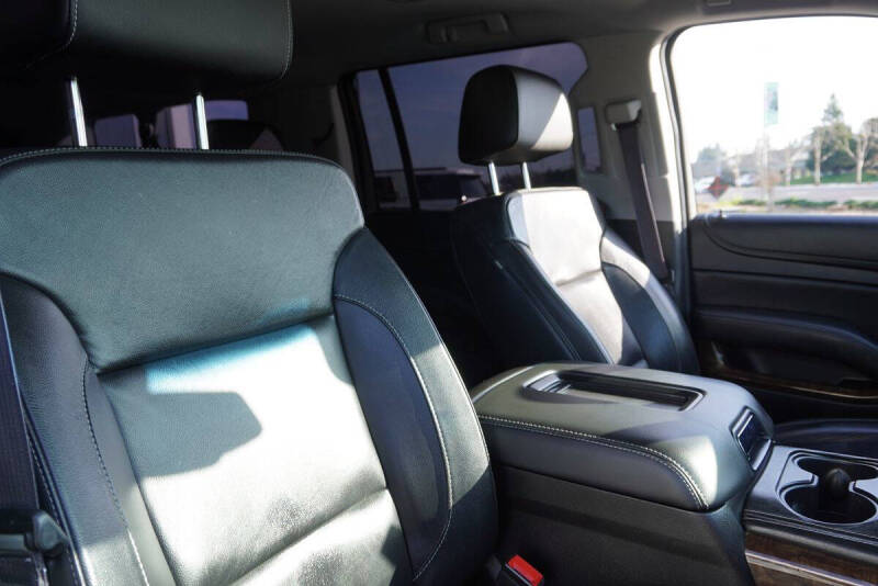 2017 Chevrolet Suburban LT