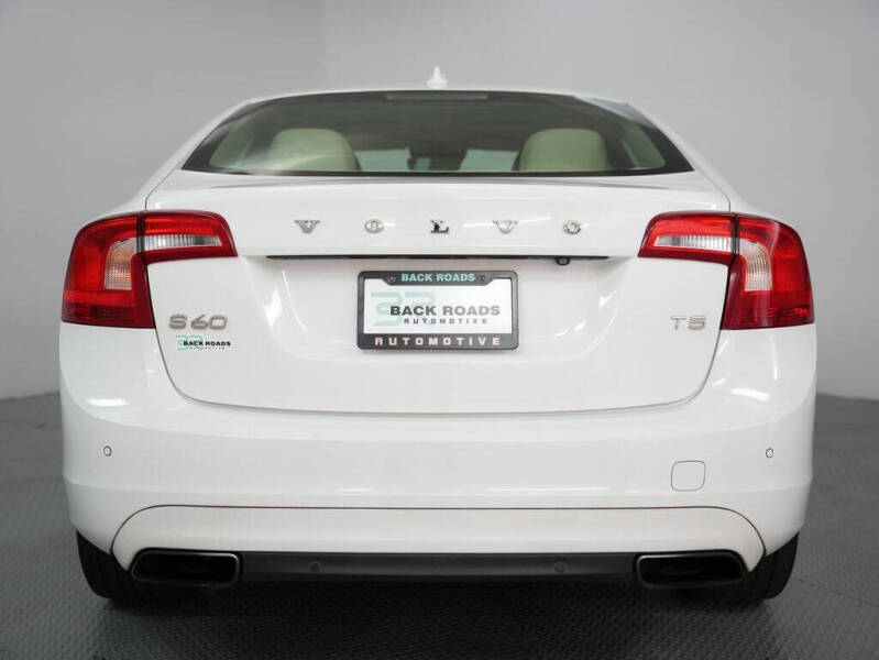 2015 Volvo S60 T5 Drive-E Platinum