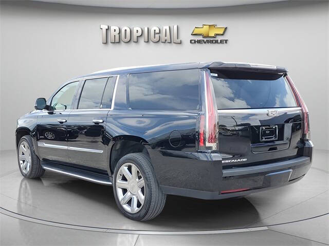 2020 Cadillac Escalade ESV Luxury