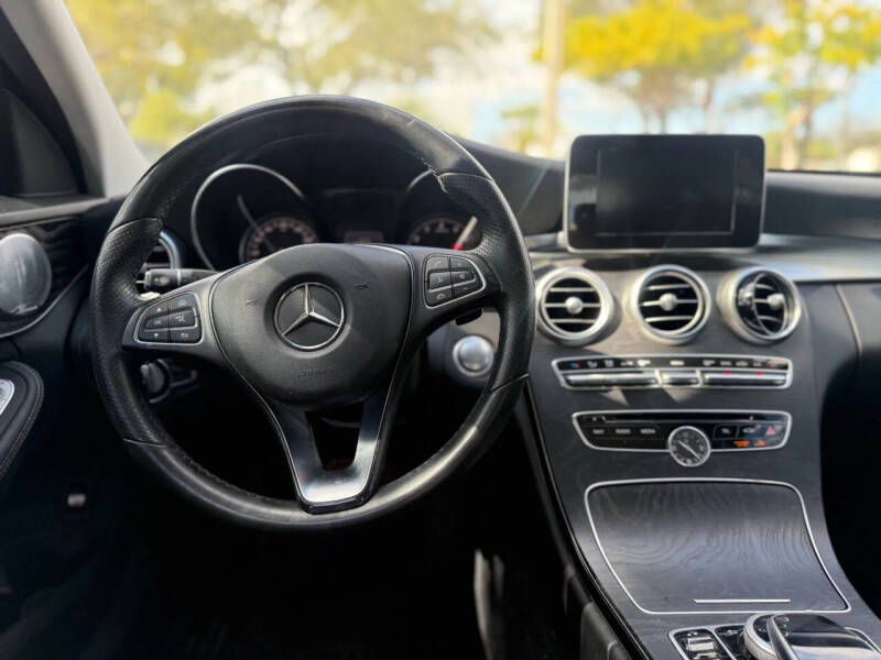 2016 Mercedes-Benz C-Class