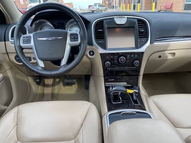 2013 Chrysler 300