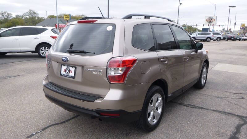 2015 Subaru Forester 2.5i