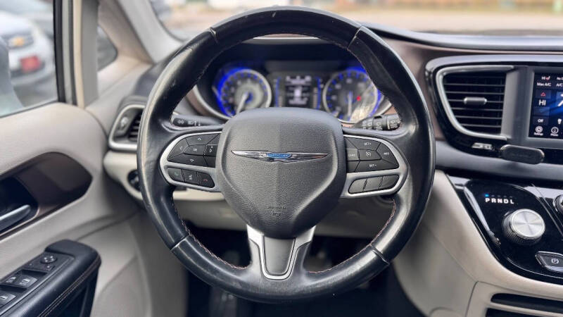 2018 Chrysler Pacifica Touring L