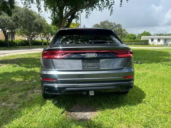 2021 Audi Q8 quattro Premium 55 TFSI