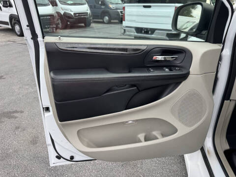 2014 Dodge Grand Caravan SE