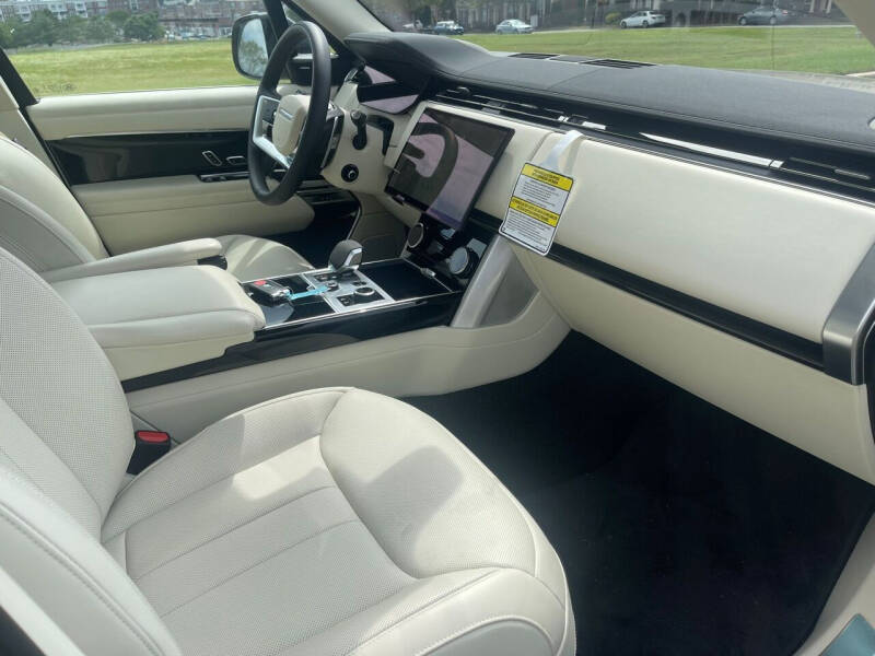 2023 Land Rover Range Rover P400 SE