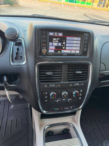 2016 Dodge Grand Caravan SXT