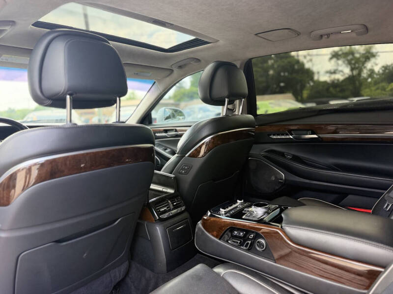 2017 Genesis G90 5.0 Ultimate