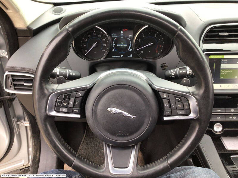 2019 Jaguar F-PACE 25t Prestige