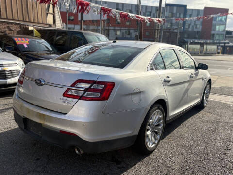 2013 Ford Taurus Limited
