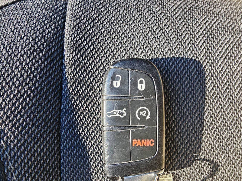 2015 Dodge Charger SXT