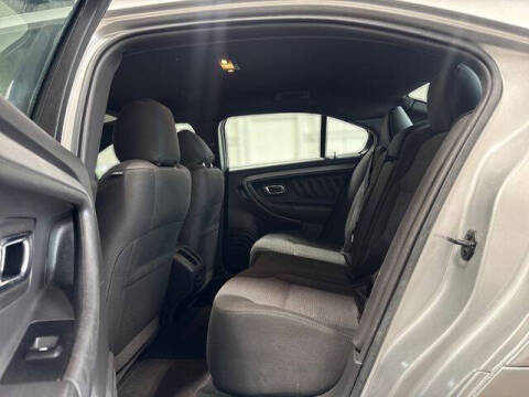 2016 Ford Taurus SEL