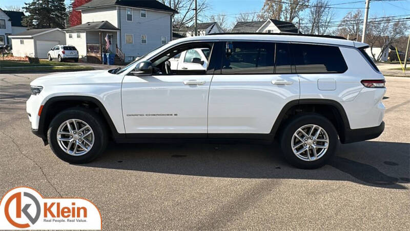 2024 Jeep Grand Cherokee L Laredo