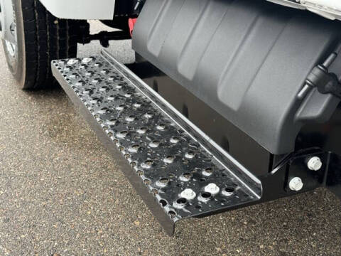 2024 Chevrolet Silverado 5500HD