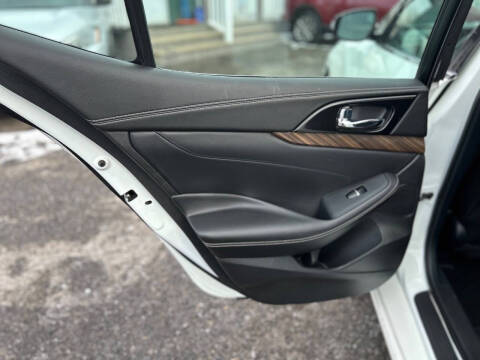 2017 Nissan Maxima Platinum