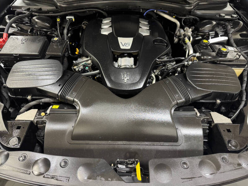 2017 Maserati Ghibli