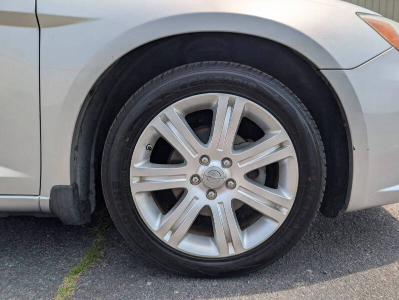 2012 Chrysler 200 Touring
