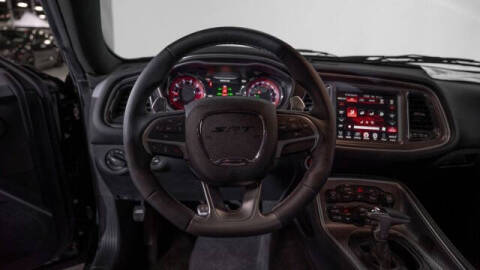 2015 Dodge Challenger SRT Hellcat