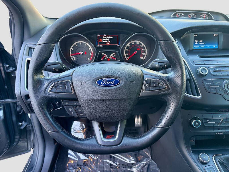 2017 Ford Focus ST