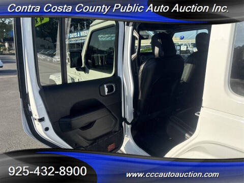 2021 Jeep Wrangler Unlimited Sahara Altitude