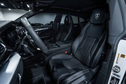 2022 Lamborghini Urus