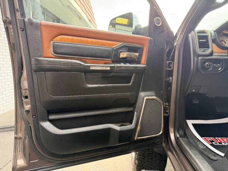 2019 RAM 2500 Laramie Longhorn