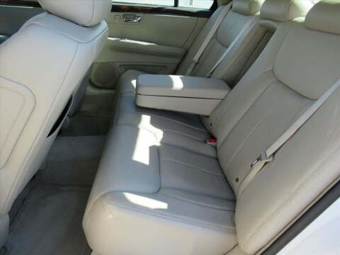 2010 Cadillac DTS Luxury Collection