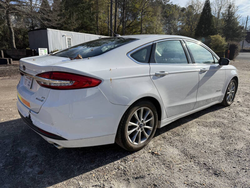 2017 Ford Fusion Hybrid SE