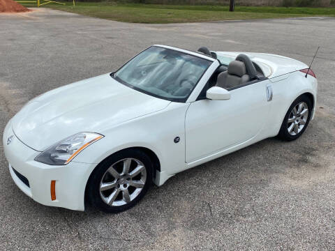 2005 Nissan 350Z for sale at M A Affordable Motors in Baytown TX