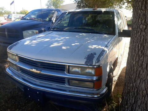 1998 Chevrolet Suburban for sale at KK Motors Inc in Graham TX