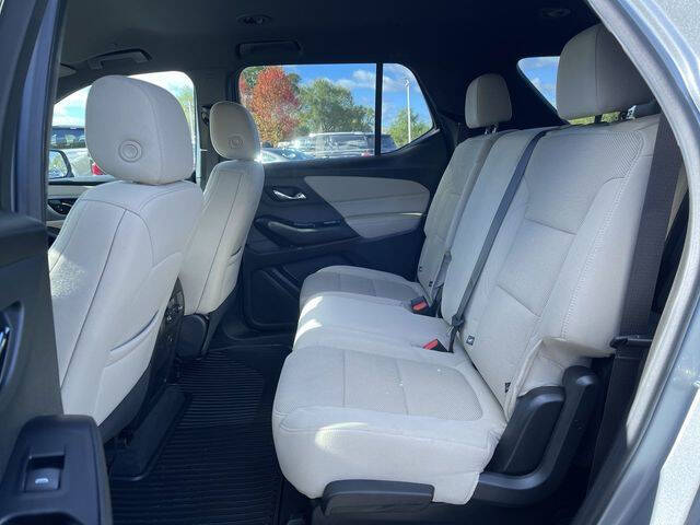 2023 Chevrolet Traverse LS