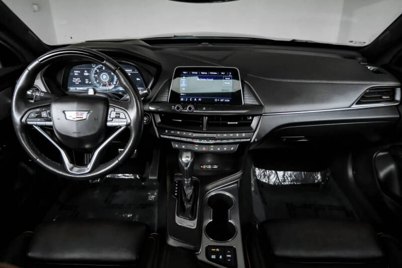 2023 Cadillac CT4 Sport