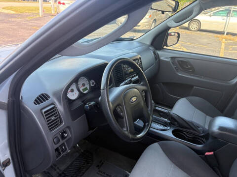 2007 Ford Escape XLS