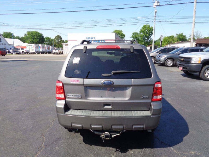 2011 Ford Escape XLT