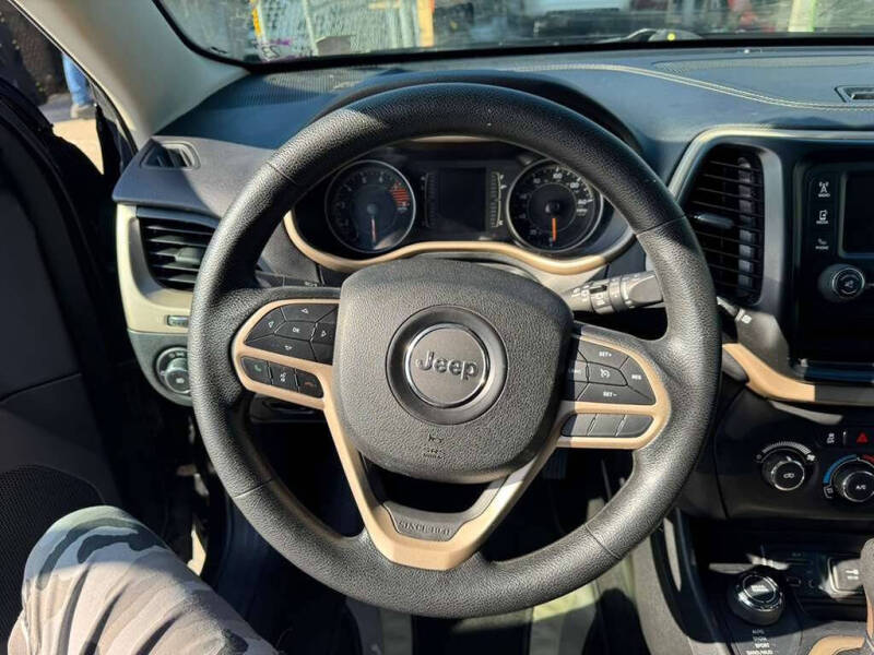 2018 Jeep Cherokee Tech Connect