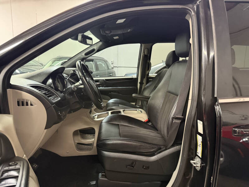 2019 Dodge Grand Caravan SXT 35th Anniversary Edition