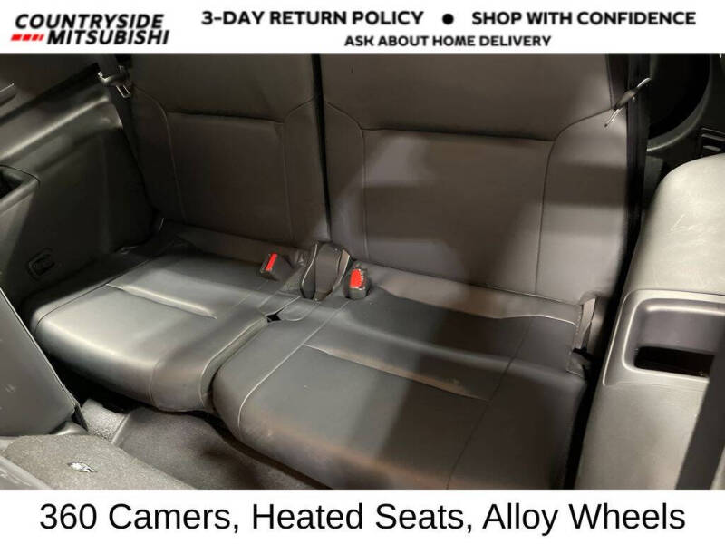 2023 Mitsubishi Outlander SE